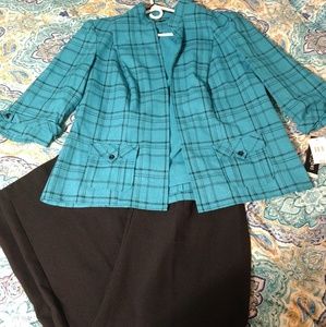 NWT Plus Size 3piece Dress Pant Suit